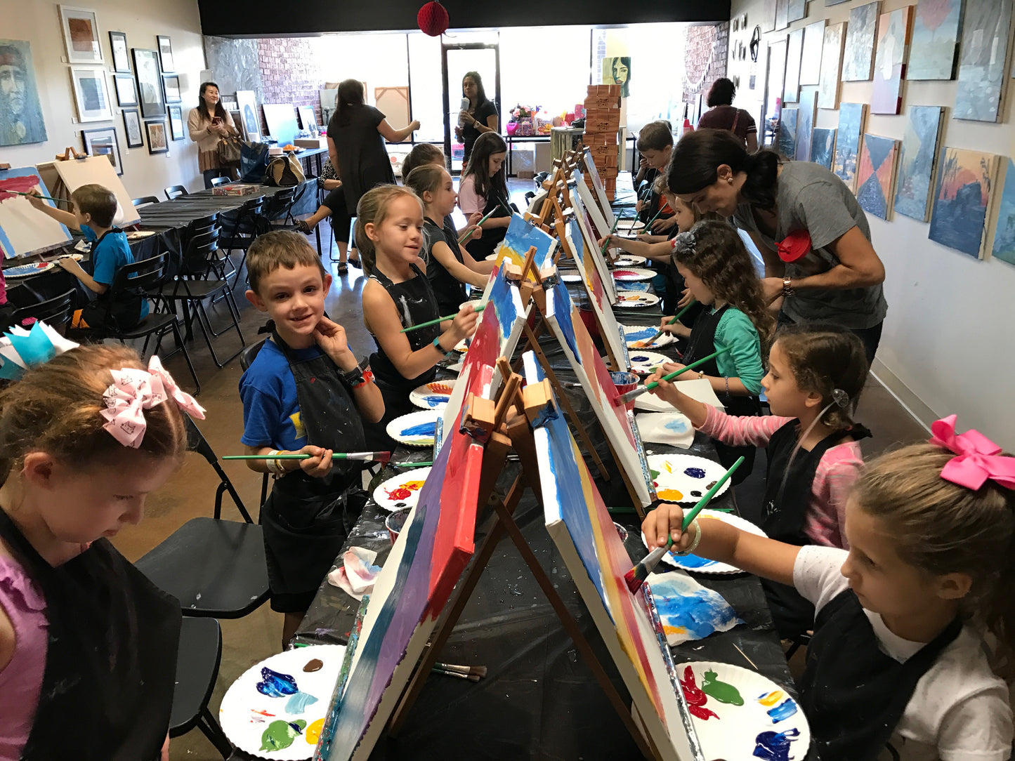 Sat, Jun 5th, 2-4pm “A Bumbling Afternoon” Private Houston Kids Painting Party